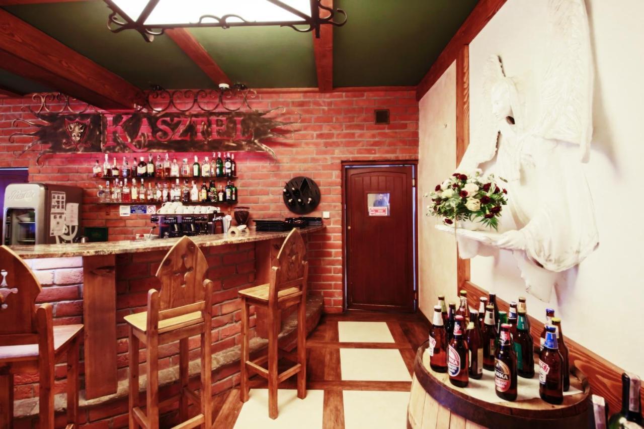 Rzezawa Hotel Kasztel מראה חיצוני תמונה