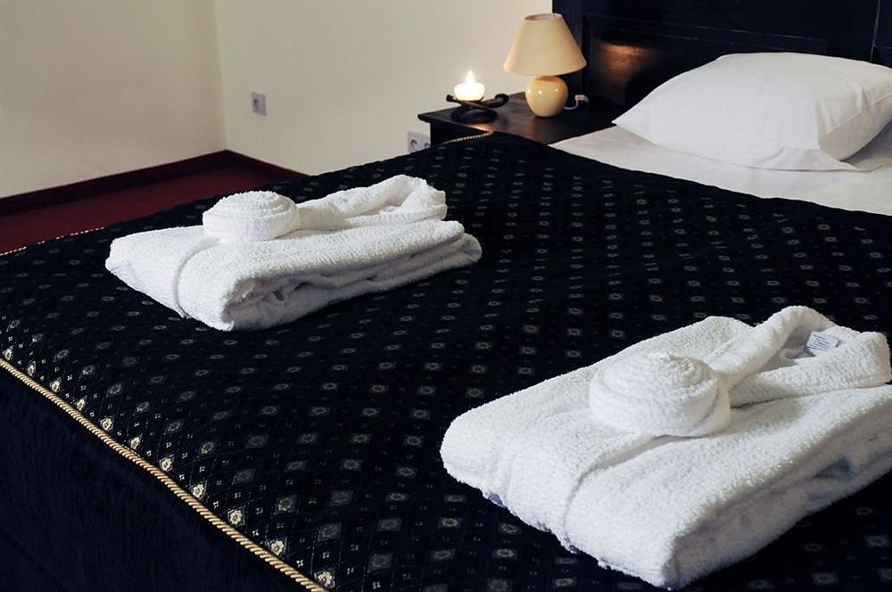 Rzezawa Hotel Kasztel מראה חיצוני תמונה
